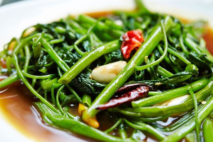 Tumis Kangkung Sederhana untuk Santapan Harian